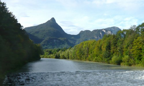 The River Saalach as seen from Nonner Steg in Bad Reichenhall, Germany (Author: Nikater / commons.wikimedia.org / public domain / photo cropped by runinternational.eu)